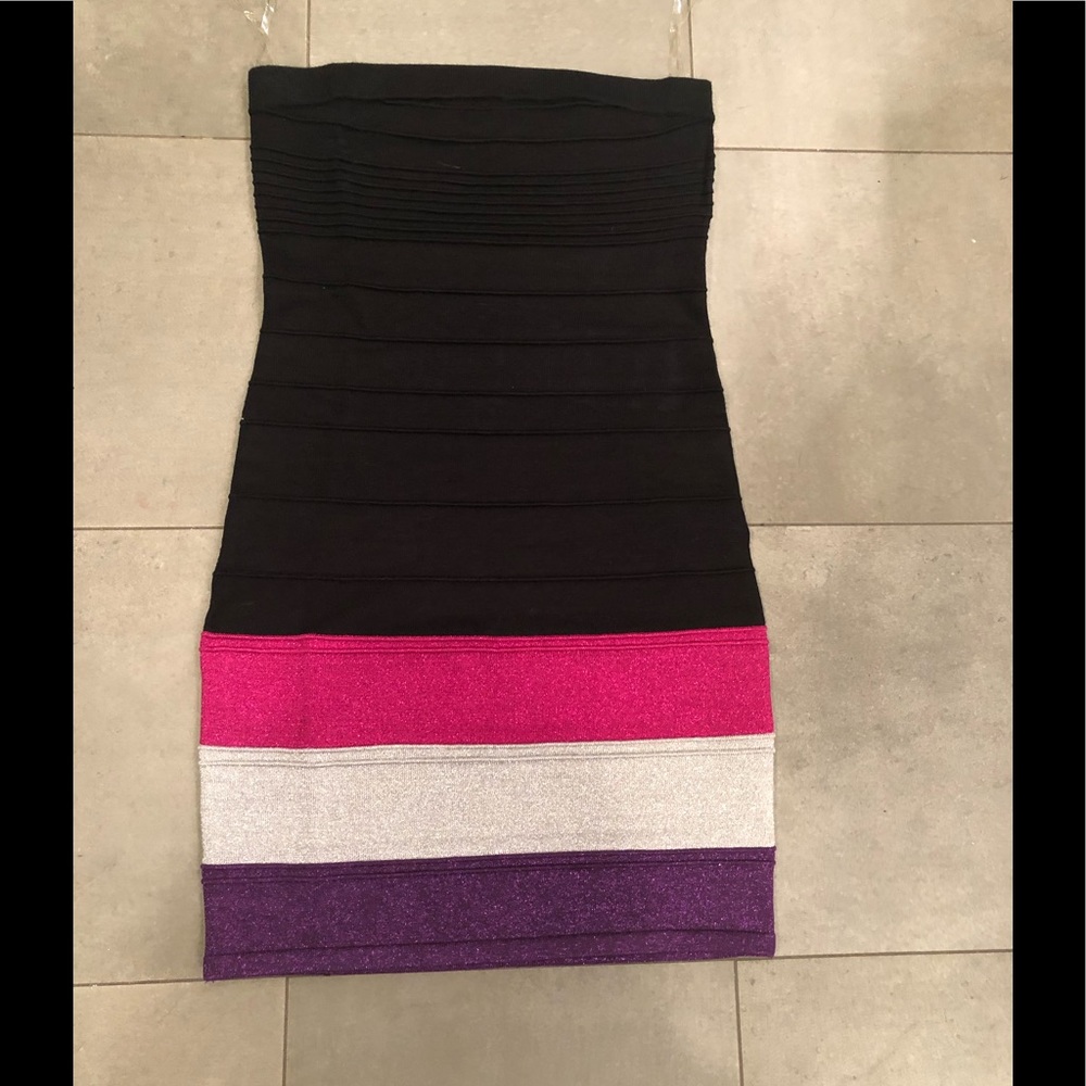 Wow Contour Strapless Mini Dress